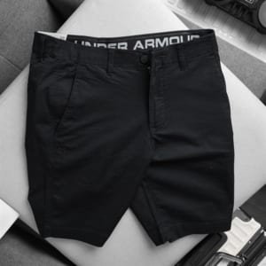 Quần short under armour màu đen