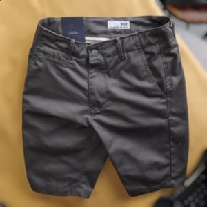 Quần short kaki Gap nâu xám