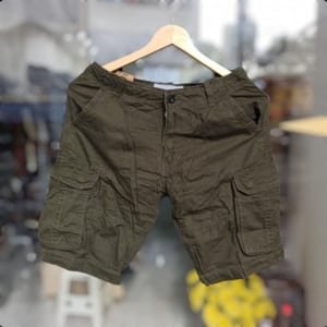 Quần short túi hộp rêu đậm