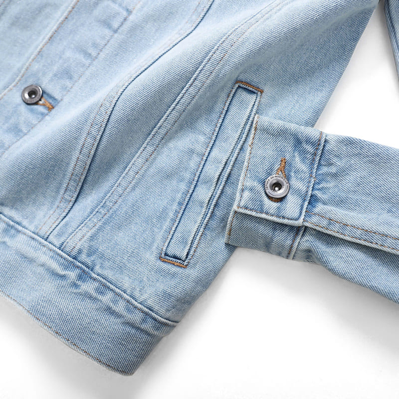 Áo khoác jean Defoxx xanh bạc xuất dư có form slim fit trẻ trung